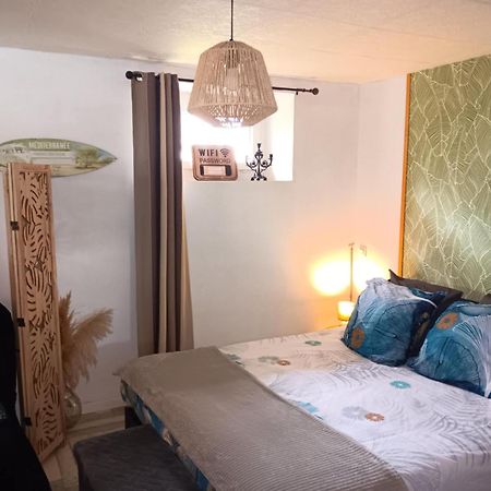 Domaine Des Favaud Hotel Лектур Екстериор снимка
